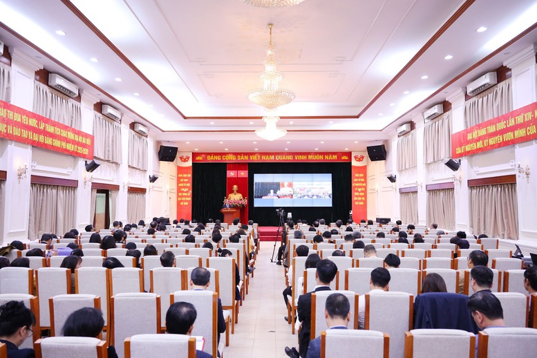 Giáo dục bước vào giai đoạn hành động theo tinh thần Nghị quyết 71-NQ/TW- Ảnh 3.