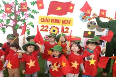 LỚP NHÀ TRẺ A1 TRƯỜNG MẦM NON TRỰC MỸ  THAM GIA CHUỖI HOẠT ĐỘNG TRẢI NGHIỆM CHÀO MỪNG  NGÀY THÀNH LẬP QUÂN ĐỘI NHÂN DÂN VIỆT NAM